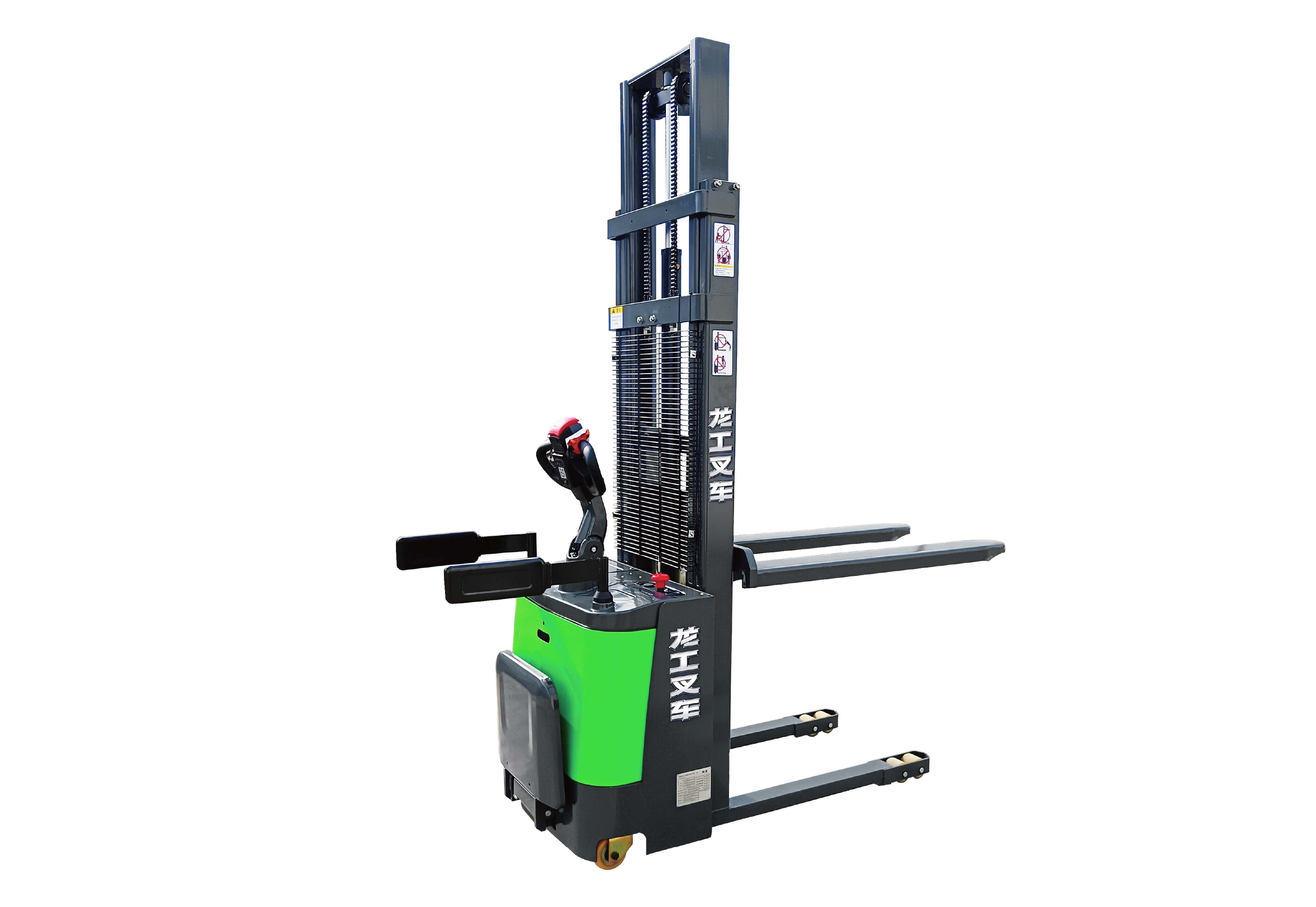 龙工1.5吨电动堆高车